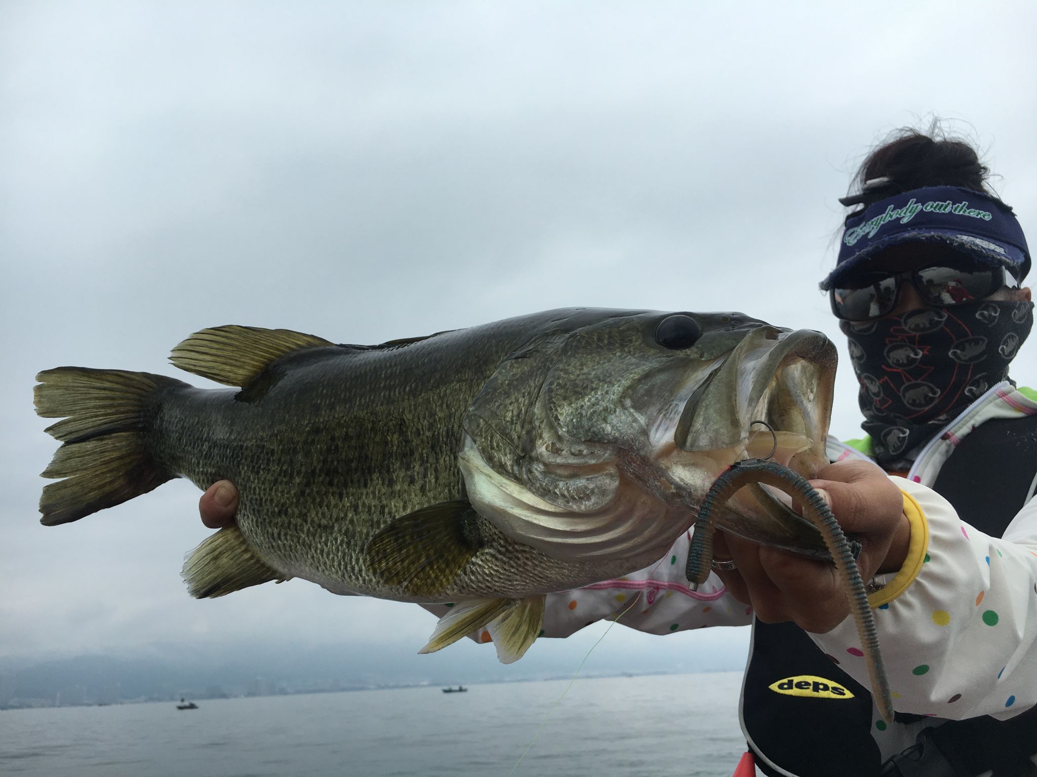 55cm頭、50cmアップ×5尾な、夏の琵琶湖