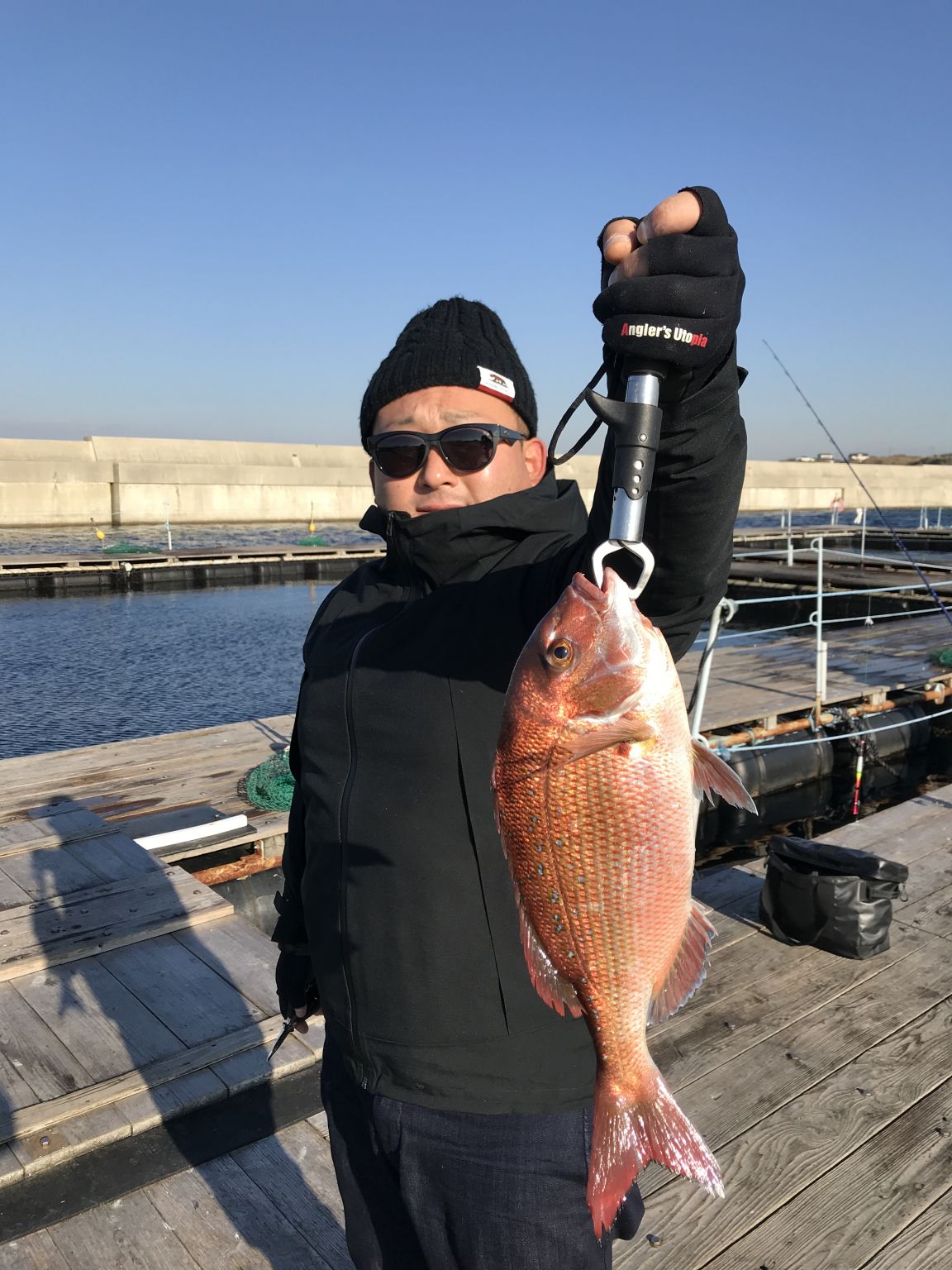 激闘！海上釣り堀！