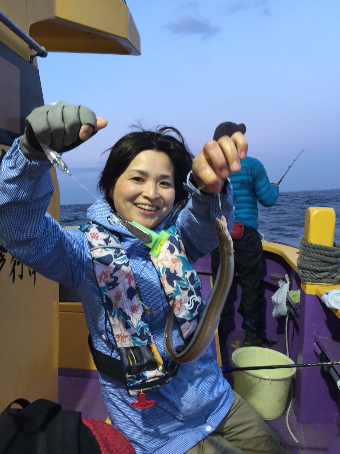 江戸前！東京湾の夜アナゴ船♡