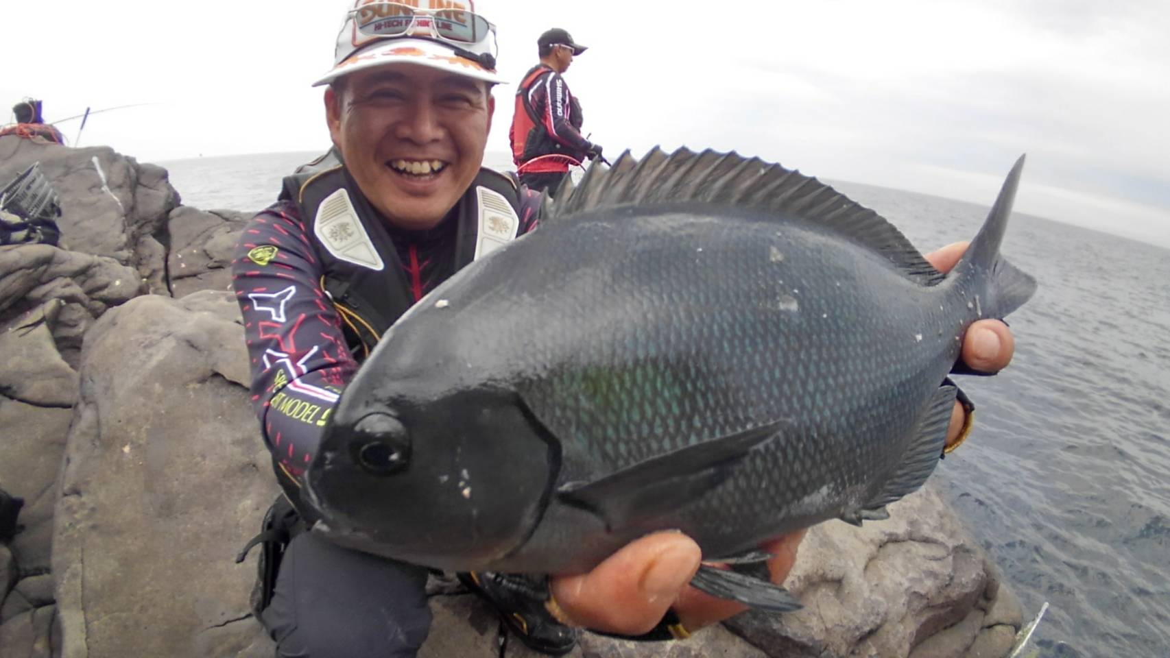 東伊豆地磯のグレ