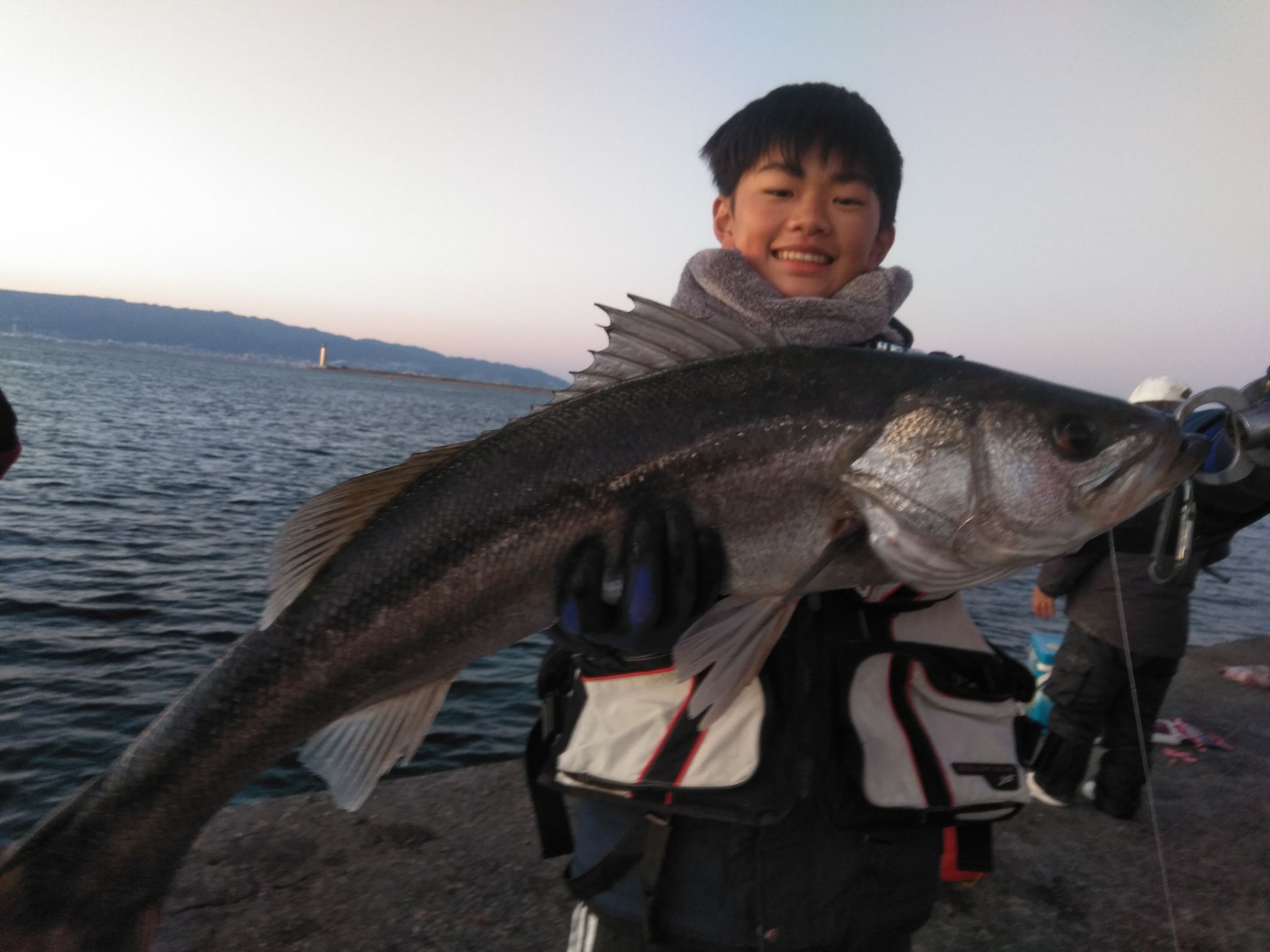 ジャンボアジとノマセ釣りが熱い