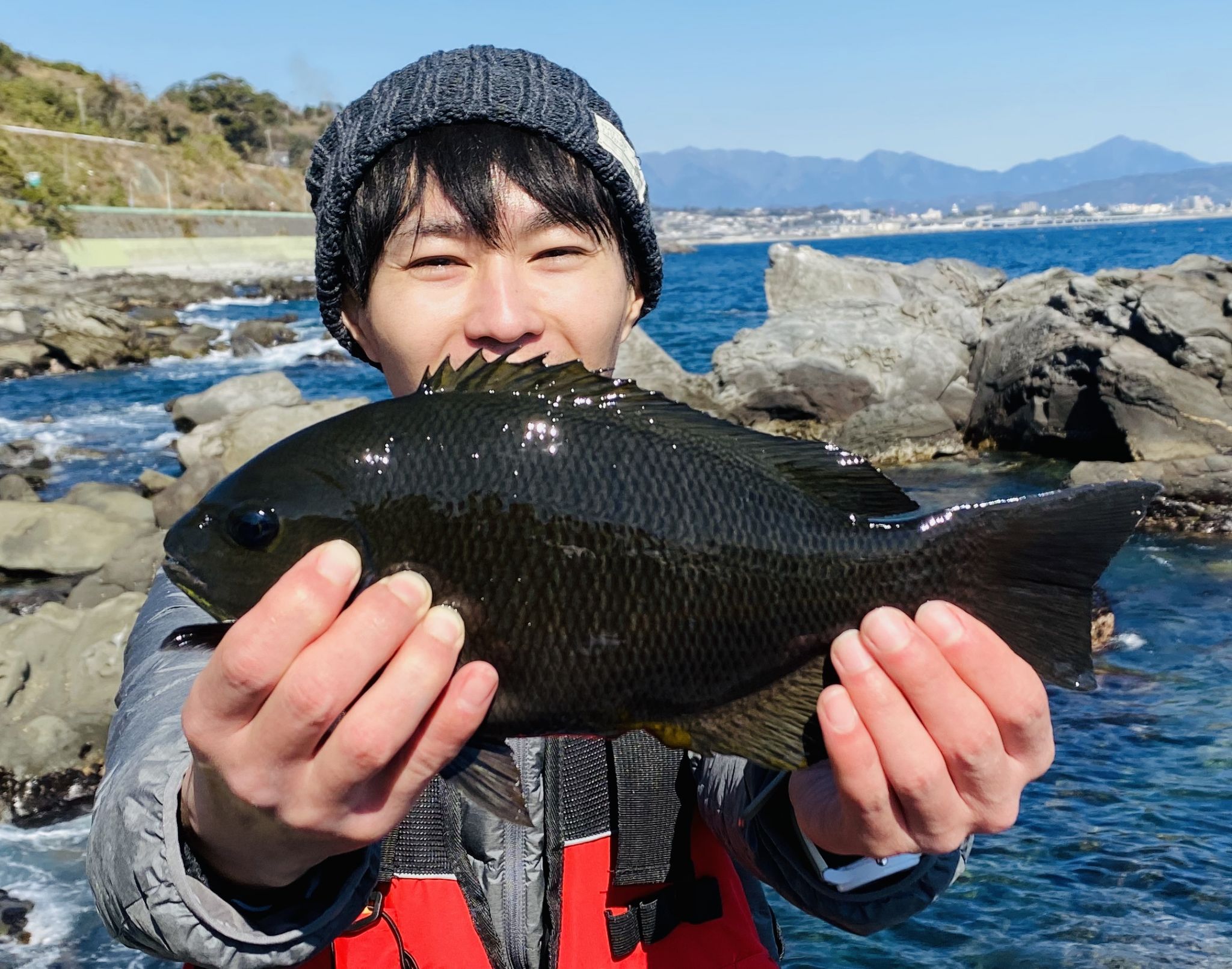 根府川地磯でフカセ釣り