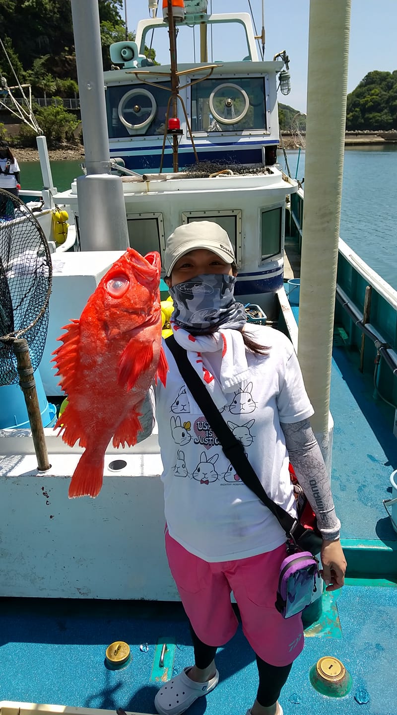 和歌山県白浜袋港出船深海釣