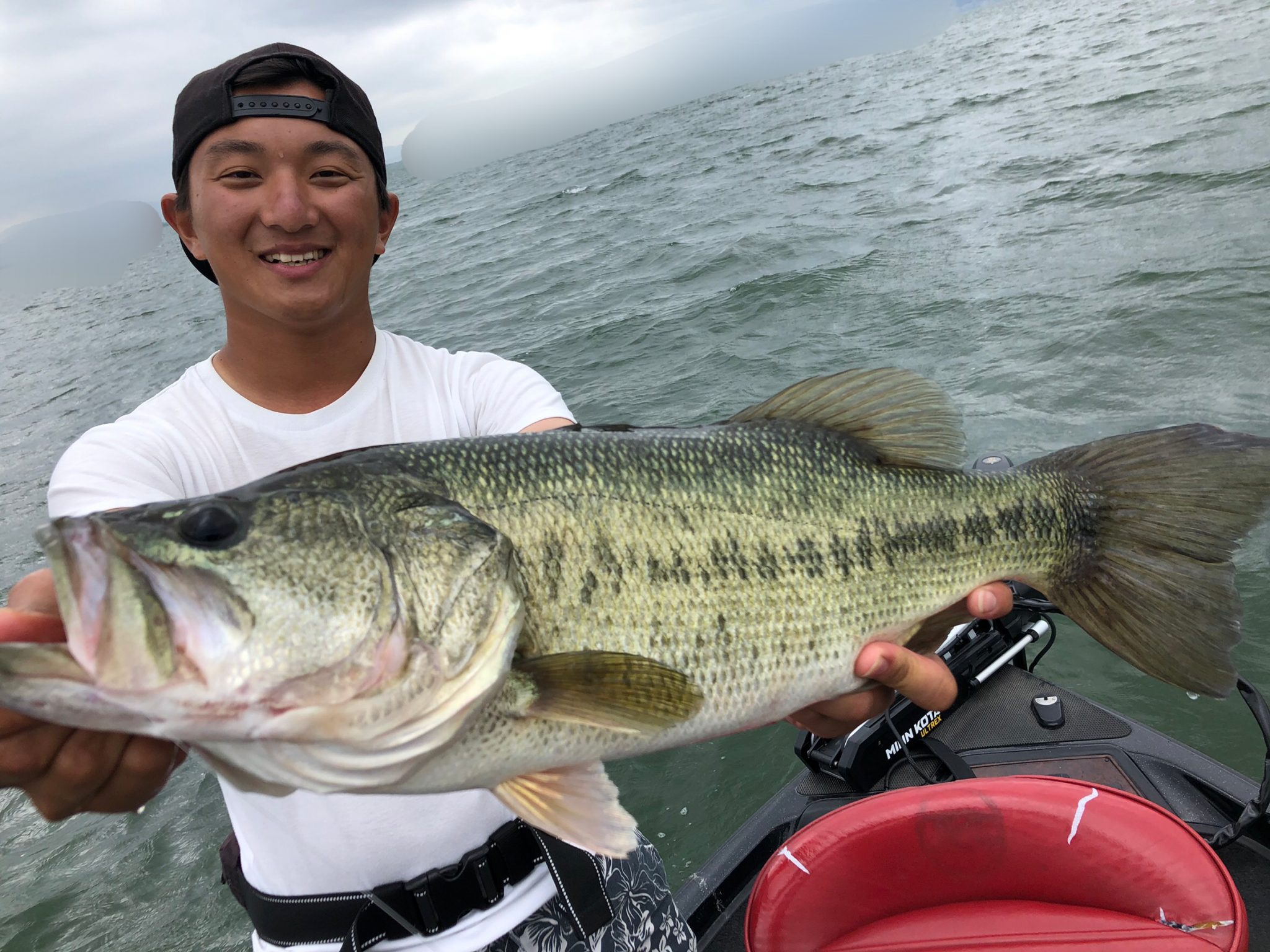 琵琶湖ボート釣行！船中20本超え！