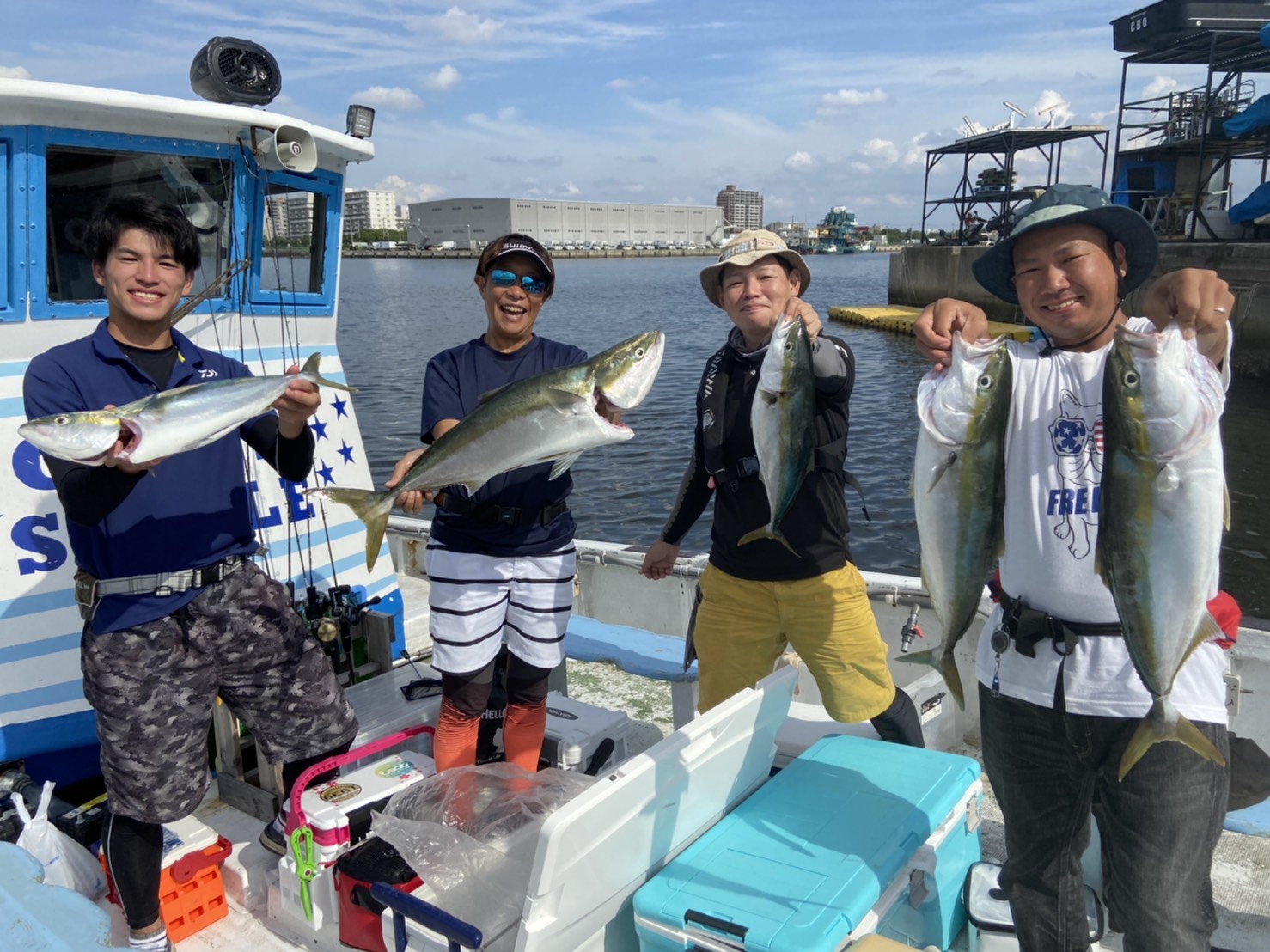 明石で太刀魚ジギング&青物ノマセ♫