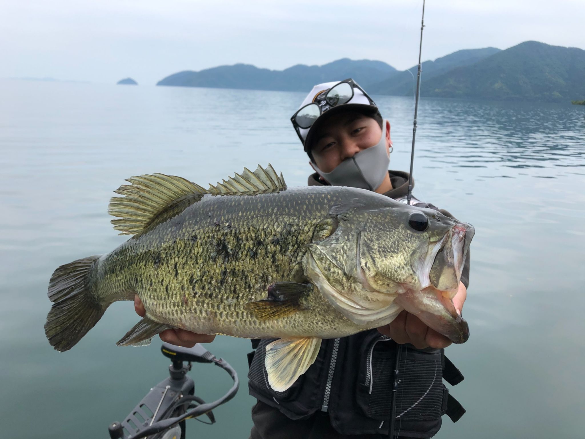 スタッフ青山の琵琶湖ボート釣行