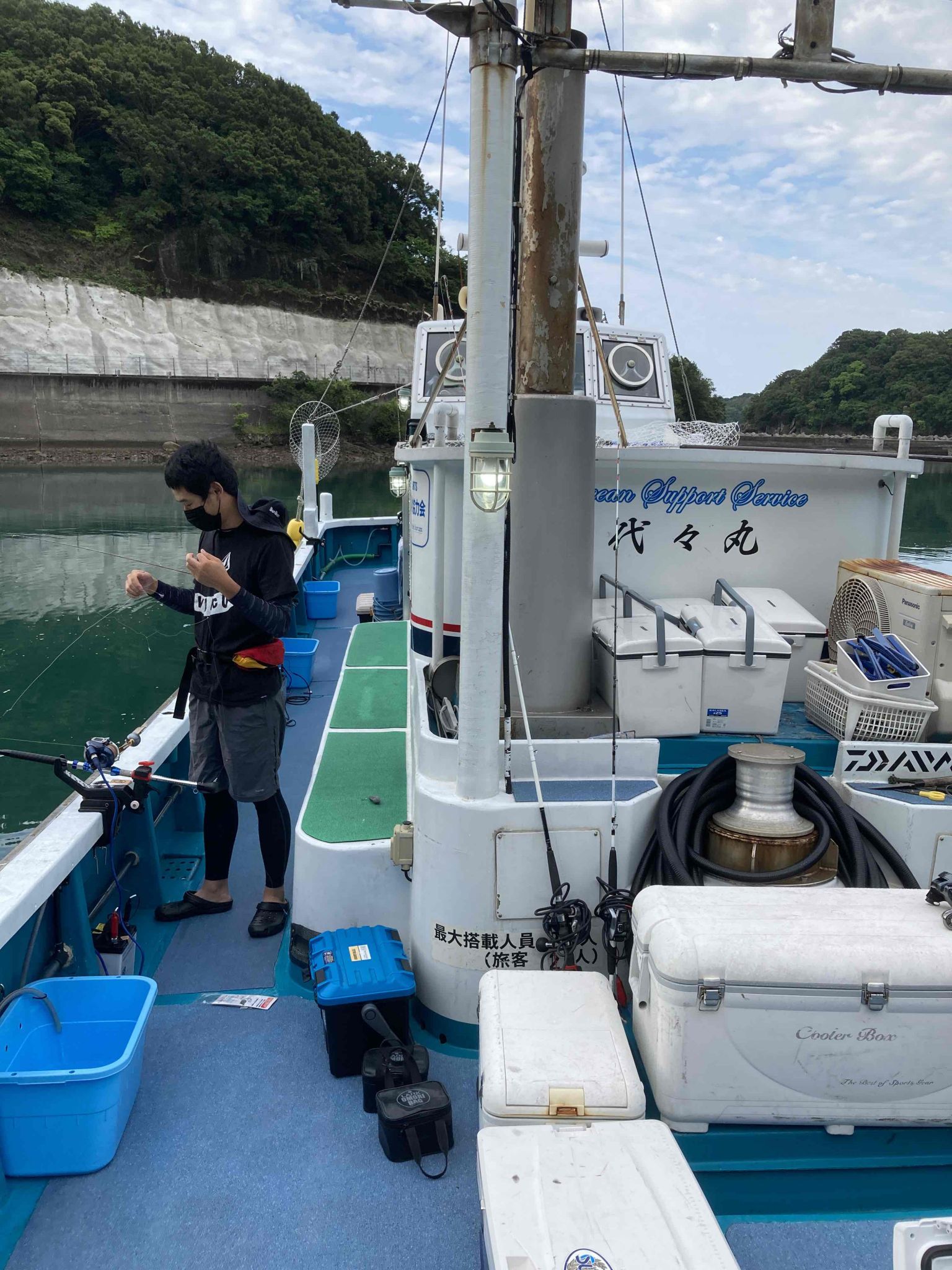 代々丸　　落し込み、オニオコゼ狙い