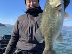 釣り納め琵琶湖冨本ガイド釣行