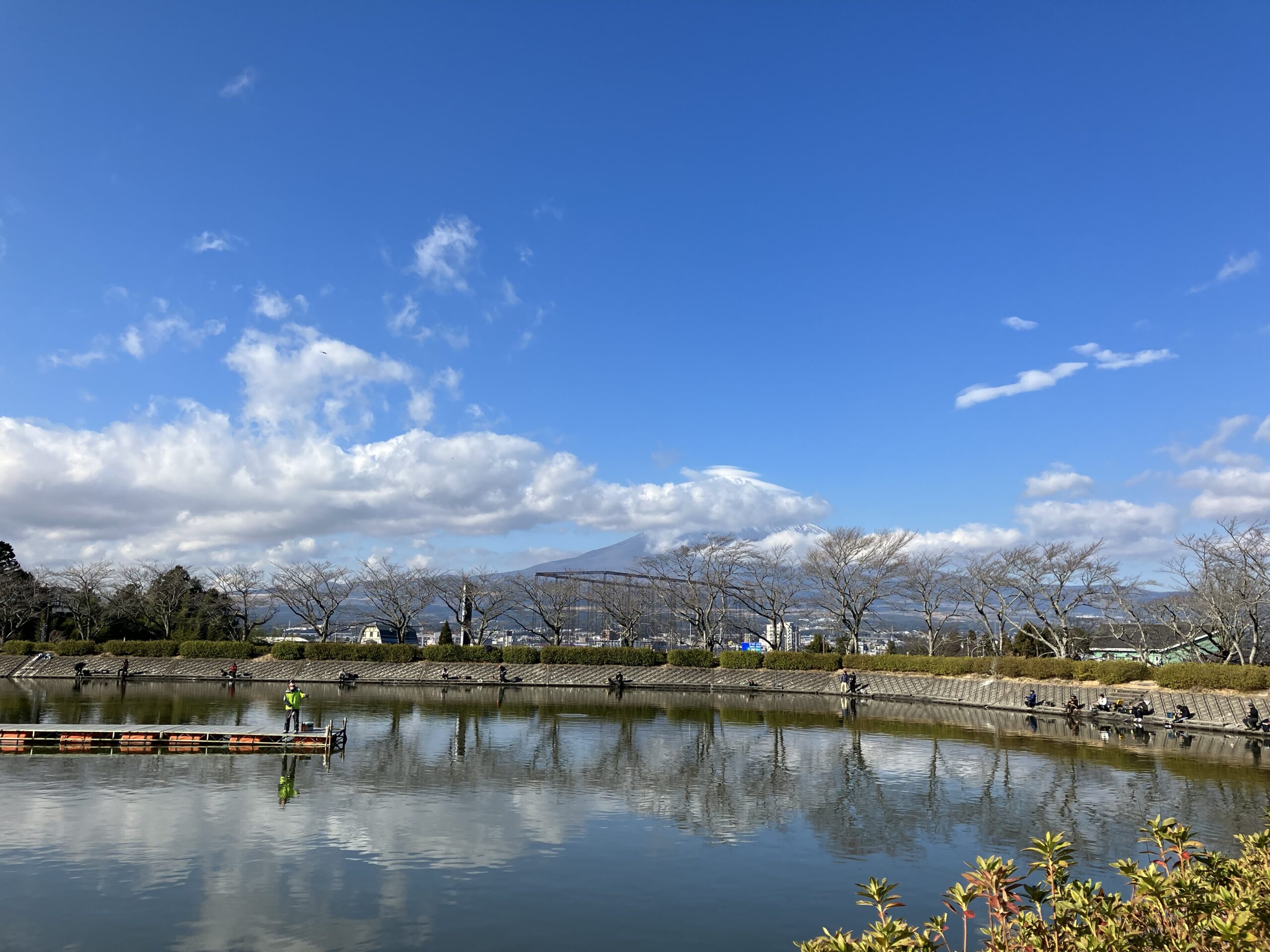 東山湖で釣り納め