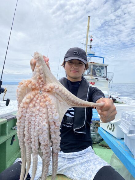 釣船ふじたやでタコ狙い🐙