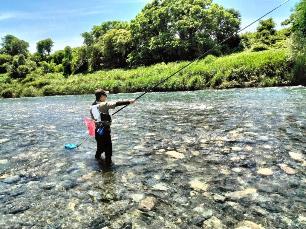 初めての鮎釣り！ | 釣り具販売、つり具のブンブン