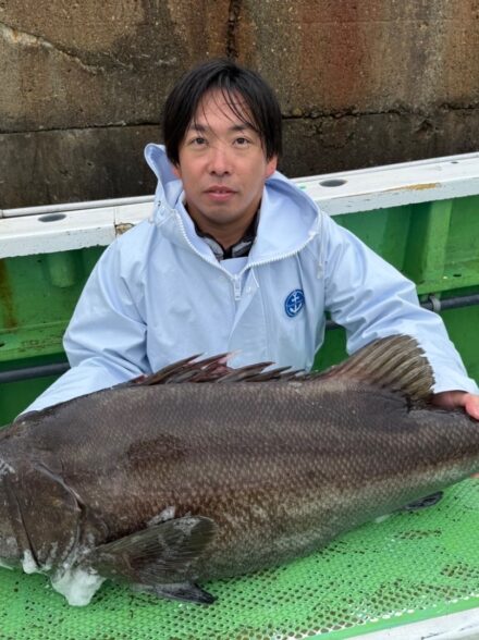 萬栄丸　イシナギ&根魚五目