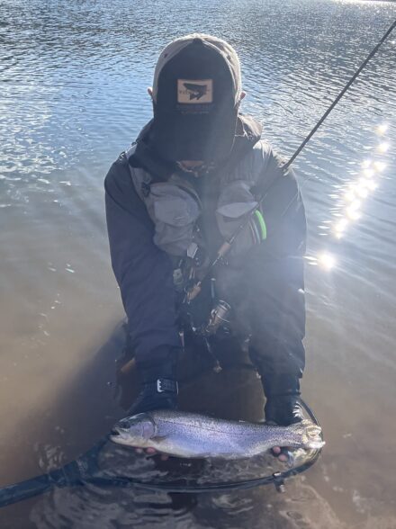 野反湖①　天空の湖を翔ける 白雲と銀鱗