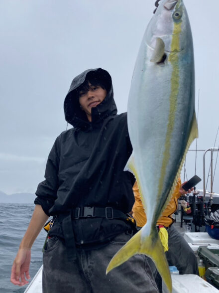 淡輪港出船　遊漁船SOUTHさんにて ノマセ、鬼アジ釣り