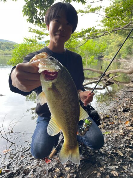 初の一碧湖でバス釣り 今年70魚種！
