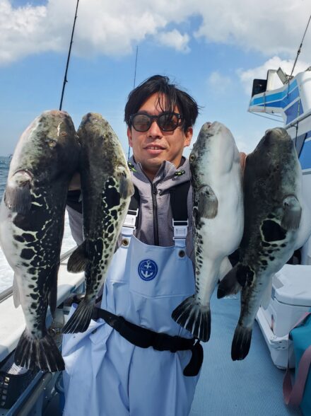 萬栄丸 トラフグ Xday