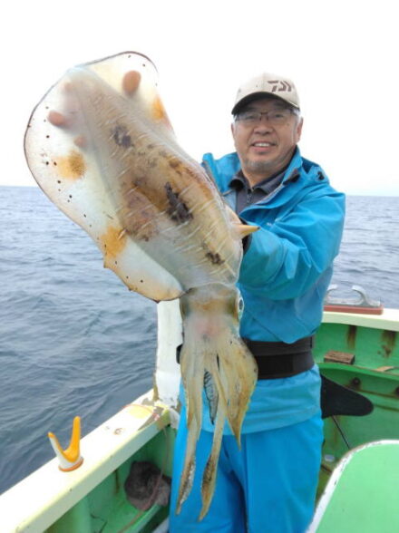相模湾奥にて今季も当たり年(？)の春アオリイカ狙い・その③！！