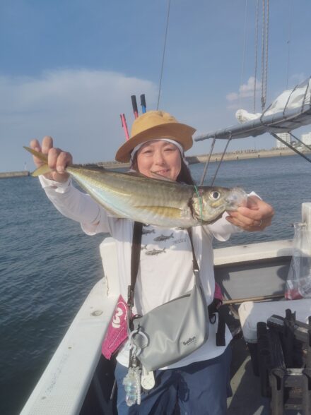 淡輪港出船の遊漁船「South」さんで大物ノマセ&鬼アジ