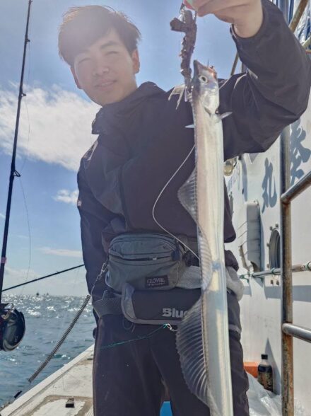 今年初　大阪湾　船タチウオテンヤ！！！
